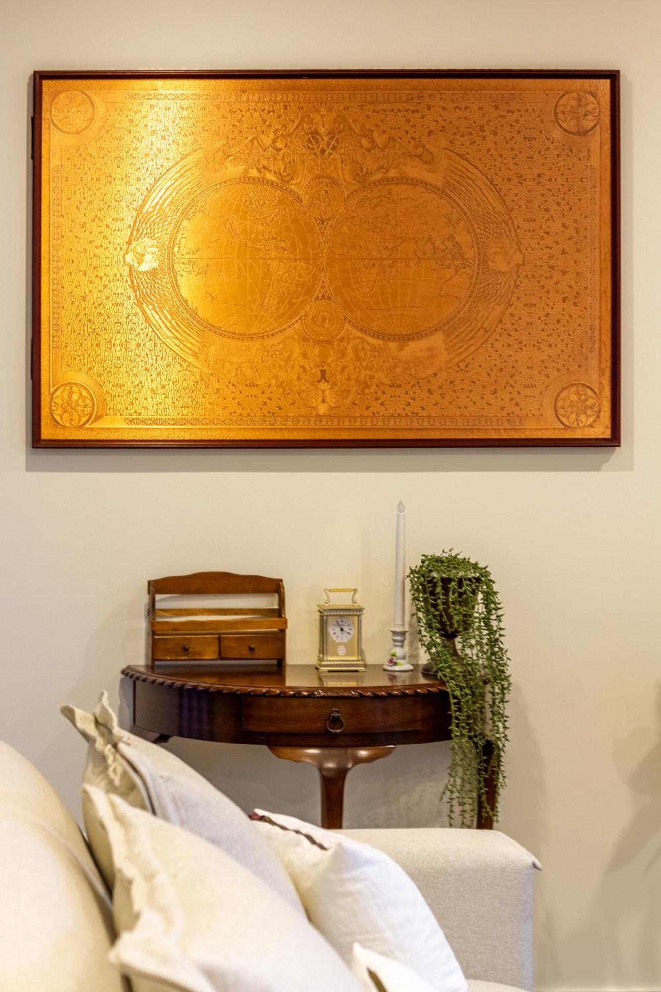 Your Charming And Cosy Urban Away From Apartment