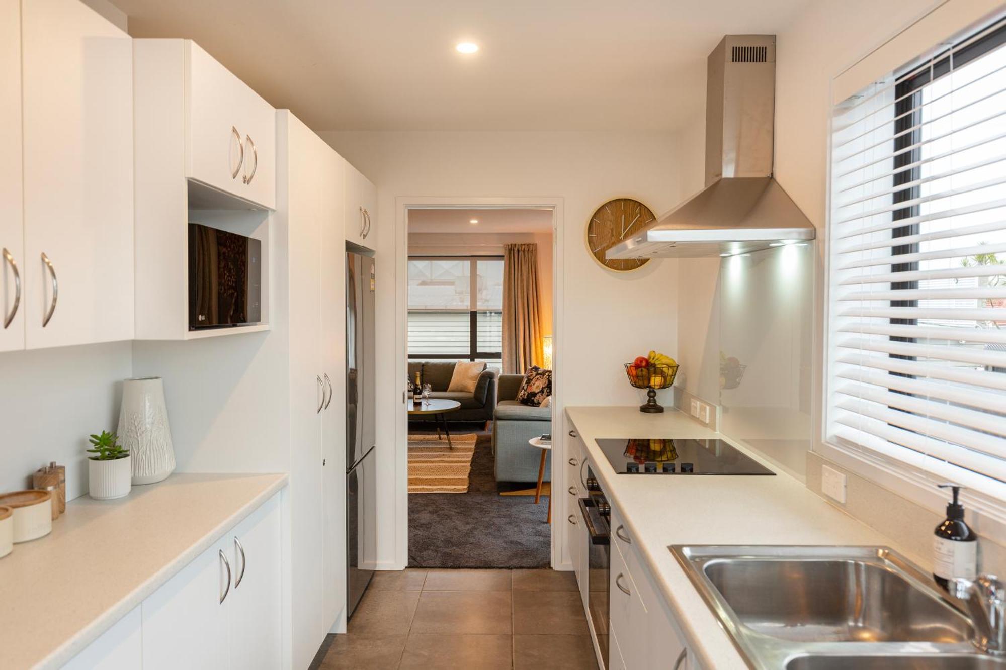 Stylish Central City Apartment On Bealey Apartment