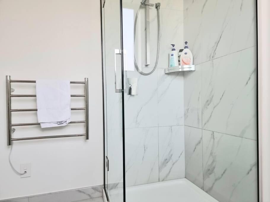 Addington Townhouse 7 Mins Walk To Arena Holiday home Christchurch
