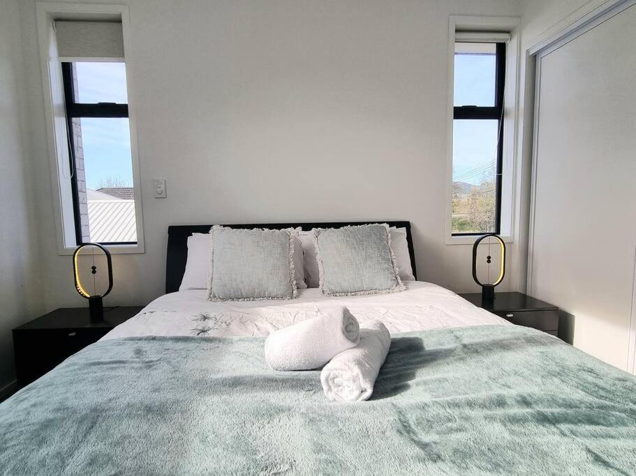 Addington Townhouse 7 Mins Walk To Arena Holiday home