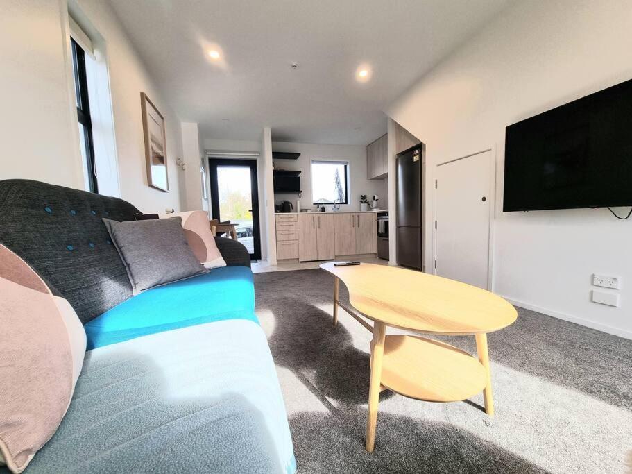 Addington Townhouse 7 Mins Walk To Arena Holiday home *