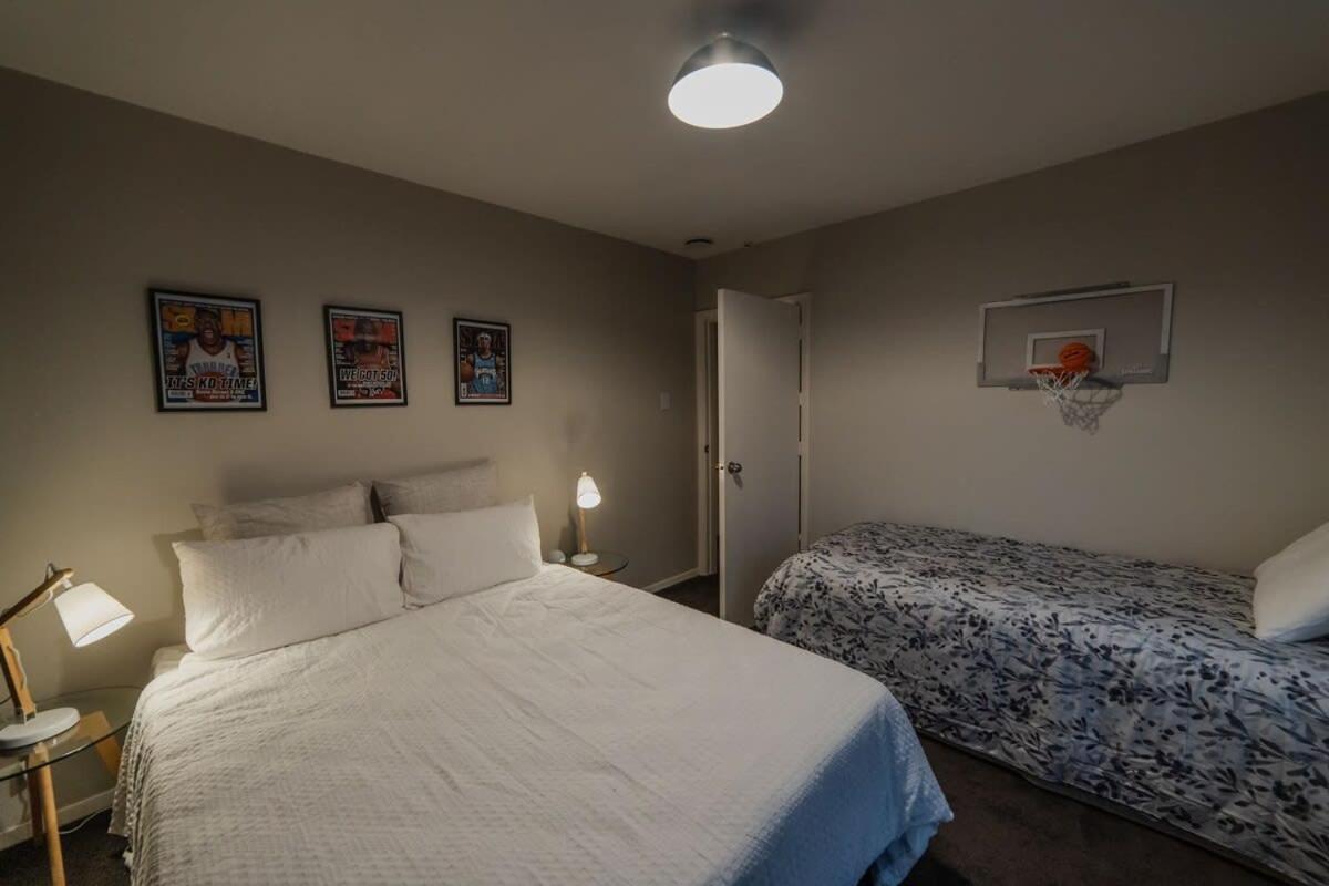Holiday home The Sport Fanatic's Wonderland Christchurch