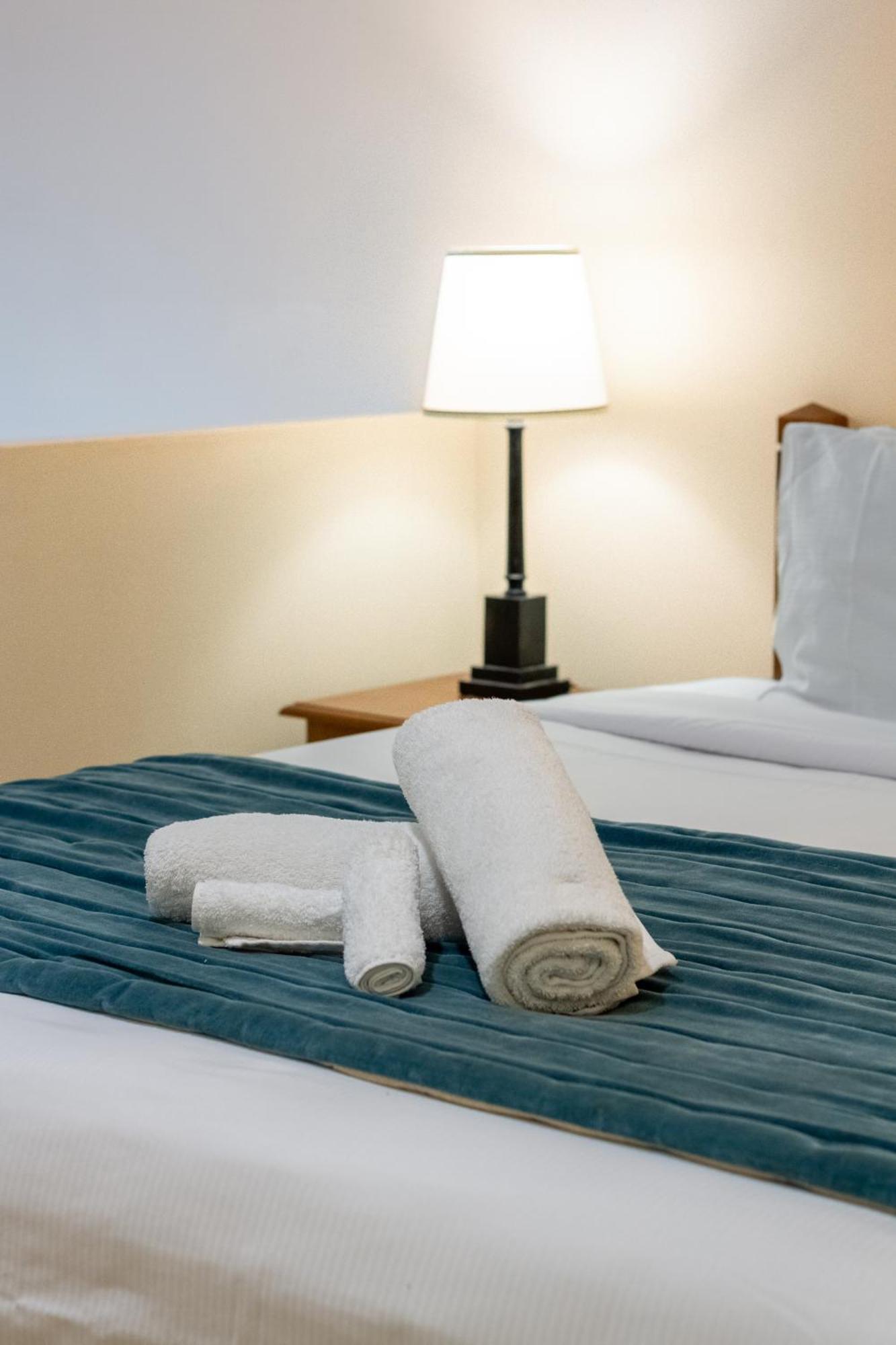 Apartment Beauty In The Cbd - 1bed Free Parking Pool *