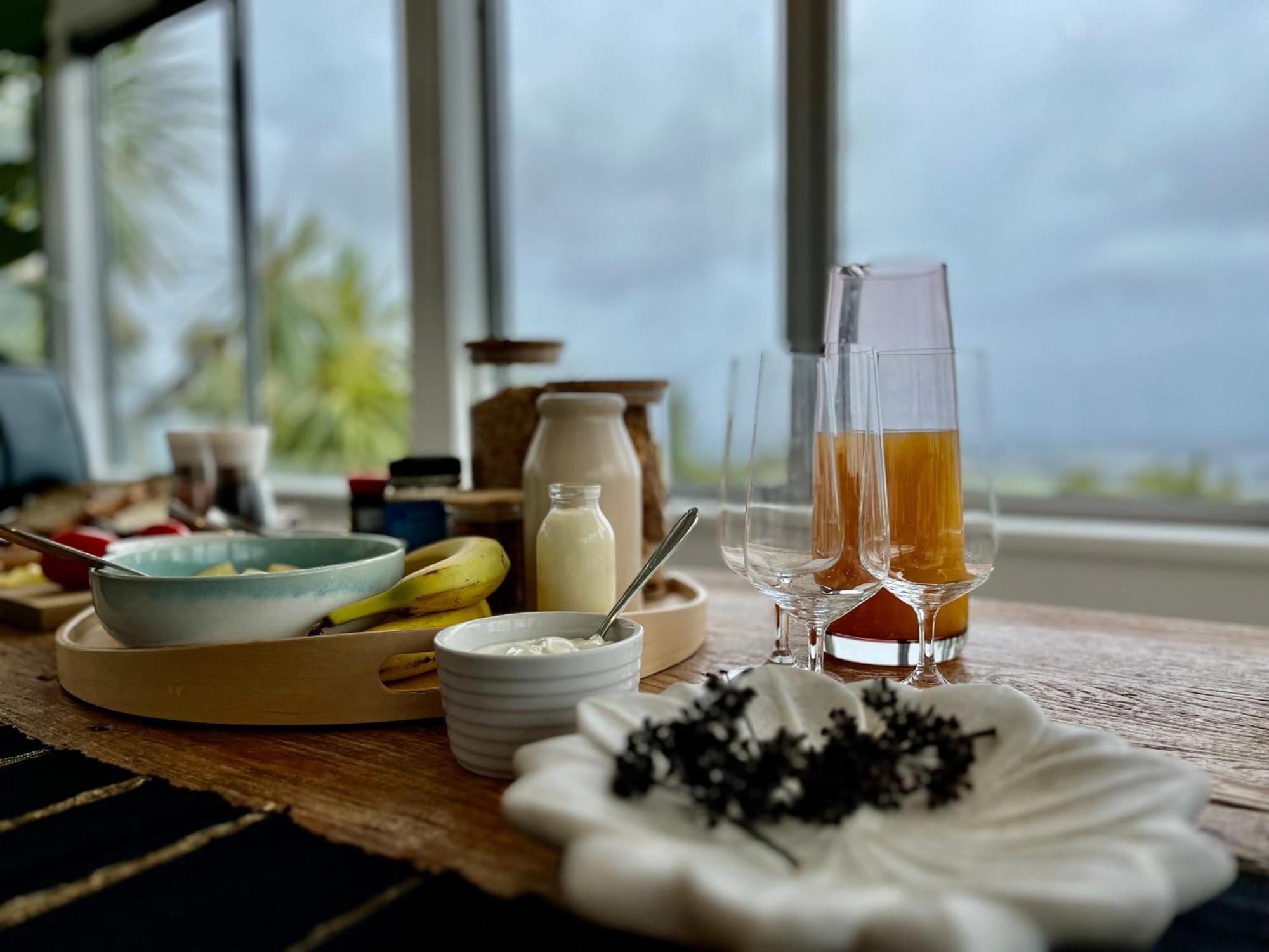 The Lighthouse - Free Breakfast And Stunning Views Bed & Breakfast Christchurch