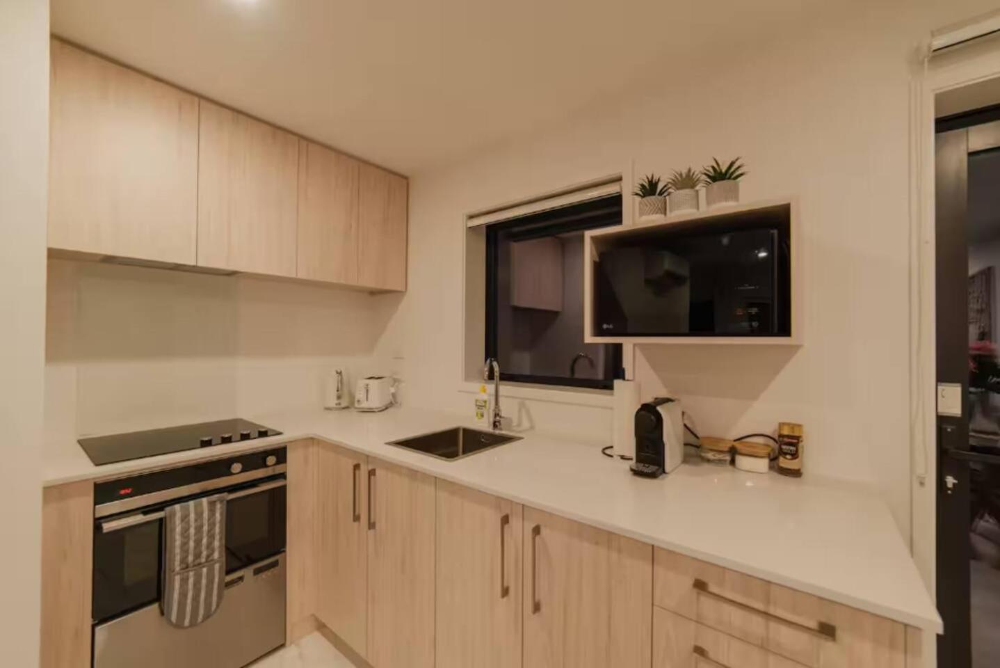 Cbd 6 - 2 Bed 2 Bath Apartment Christchurch