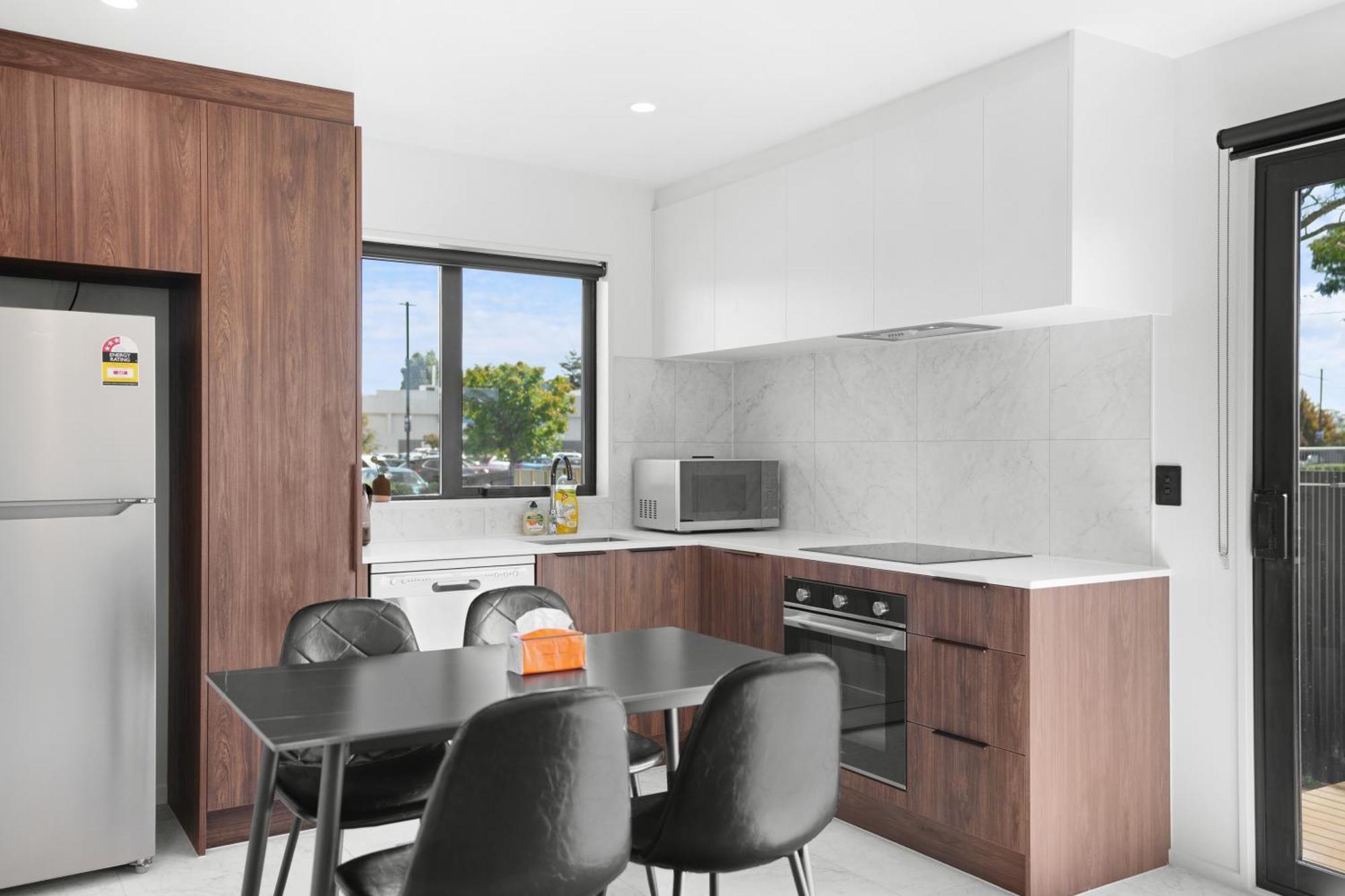 Mallside Retreat Close To Holiday home