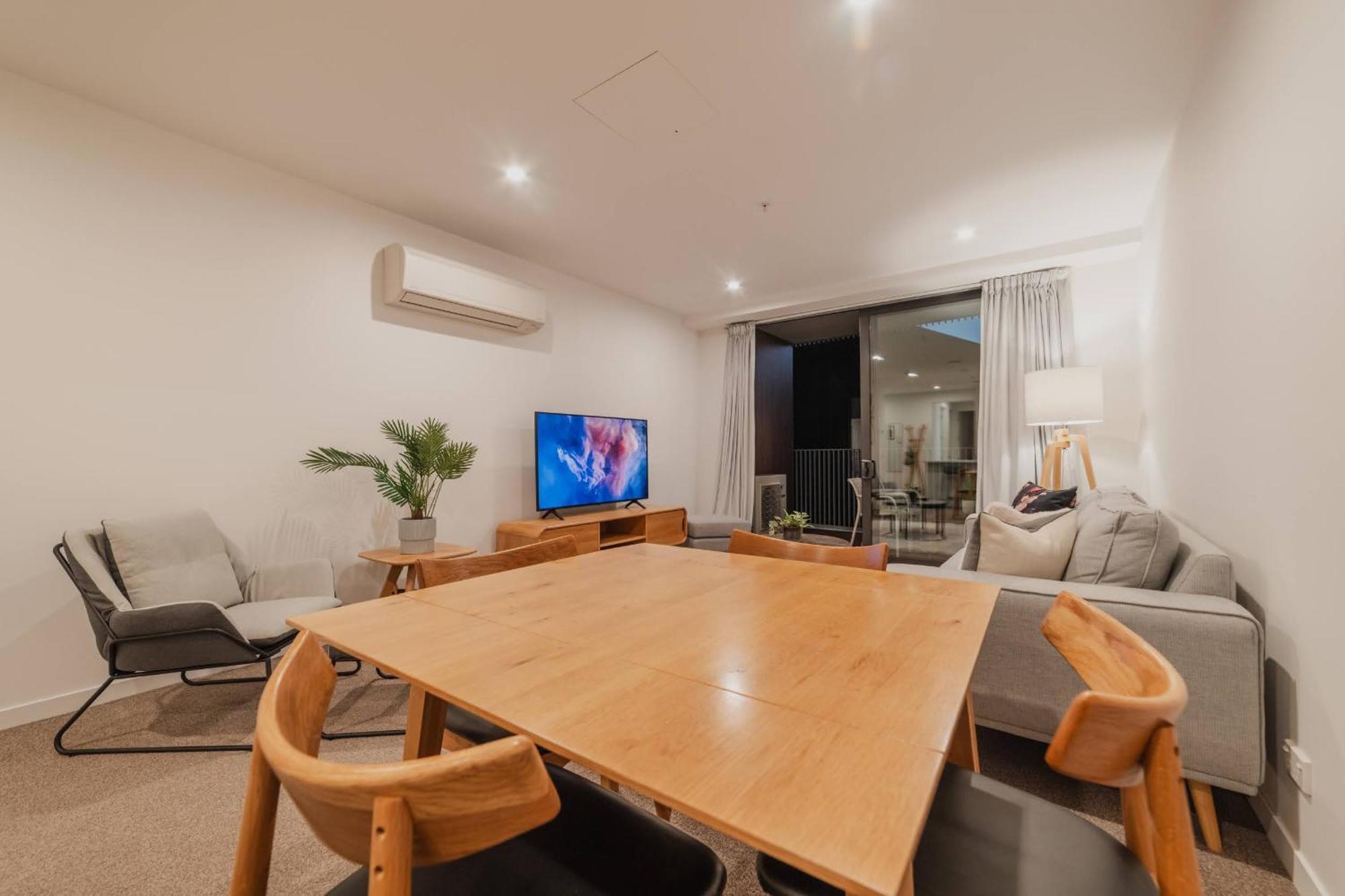 Convenient Pad - 2br Laundry Sleeps 5 * Christchurch