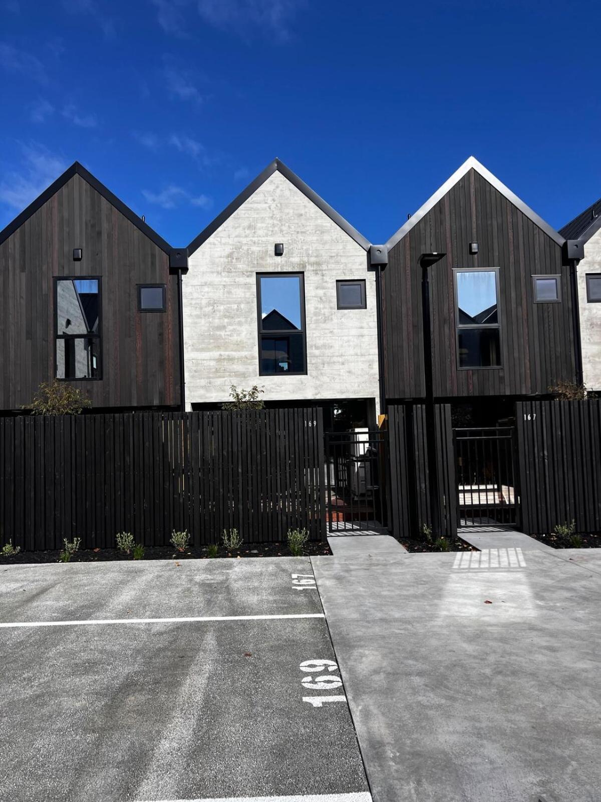 Luxury Cbd 2bed2bath With Parking Near Parks Apartment Christchurch