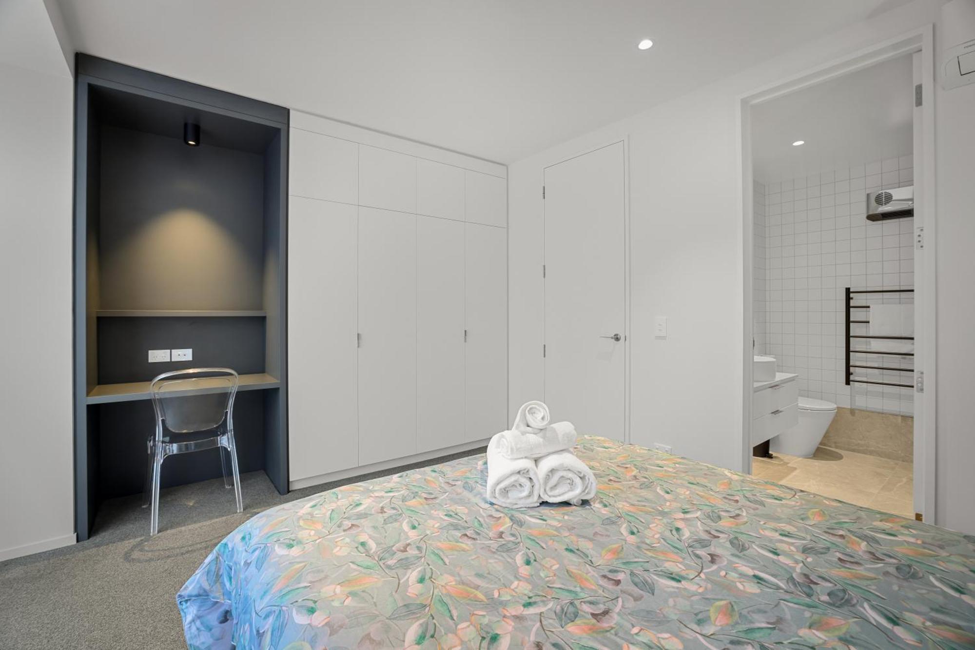 Modern Opposite North Hagley Park & Casino Christchurch