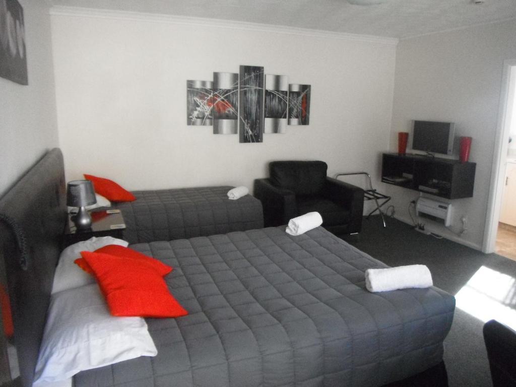 Avalon Motel
