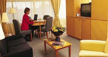 Copthorne 4*
