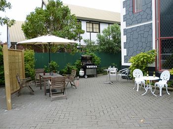Motel Amross Court 4*