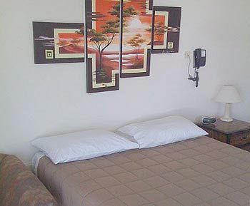 Avalon Motel 3*