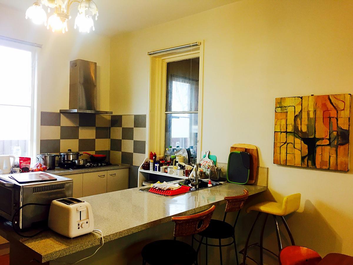 Airport Fish Bed & Breakfast Christchurch