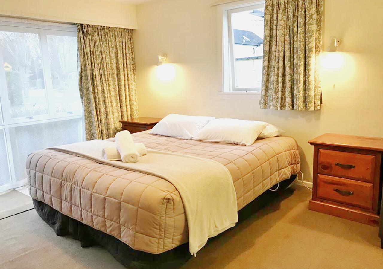 Hagley Park 3*