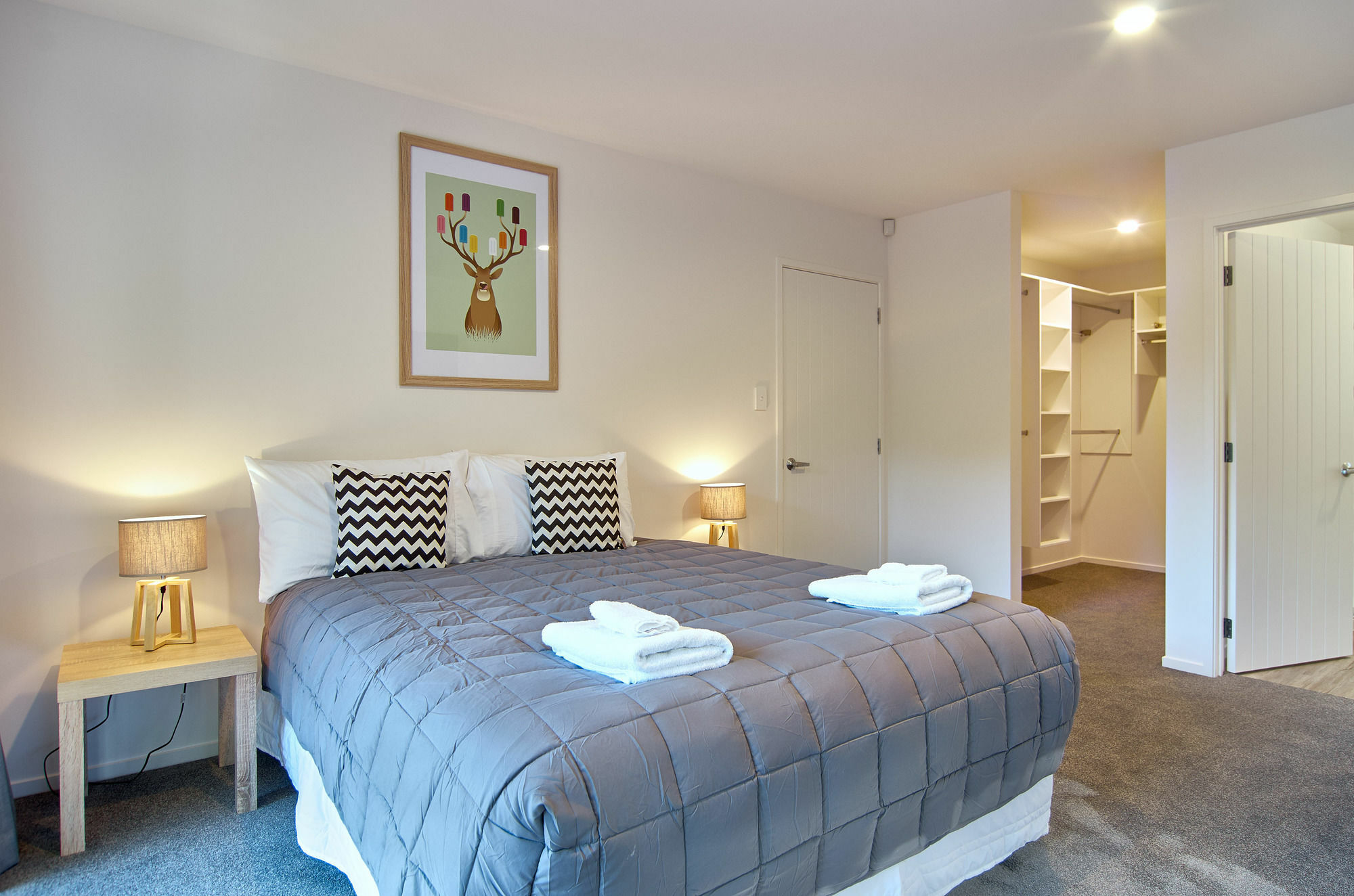 Rocking Horse Villa - Christchurch Holiday Homes *
