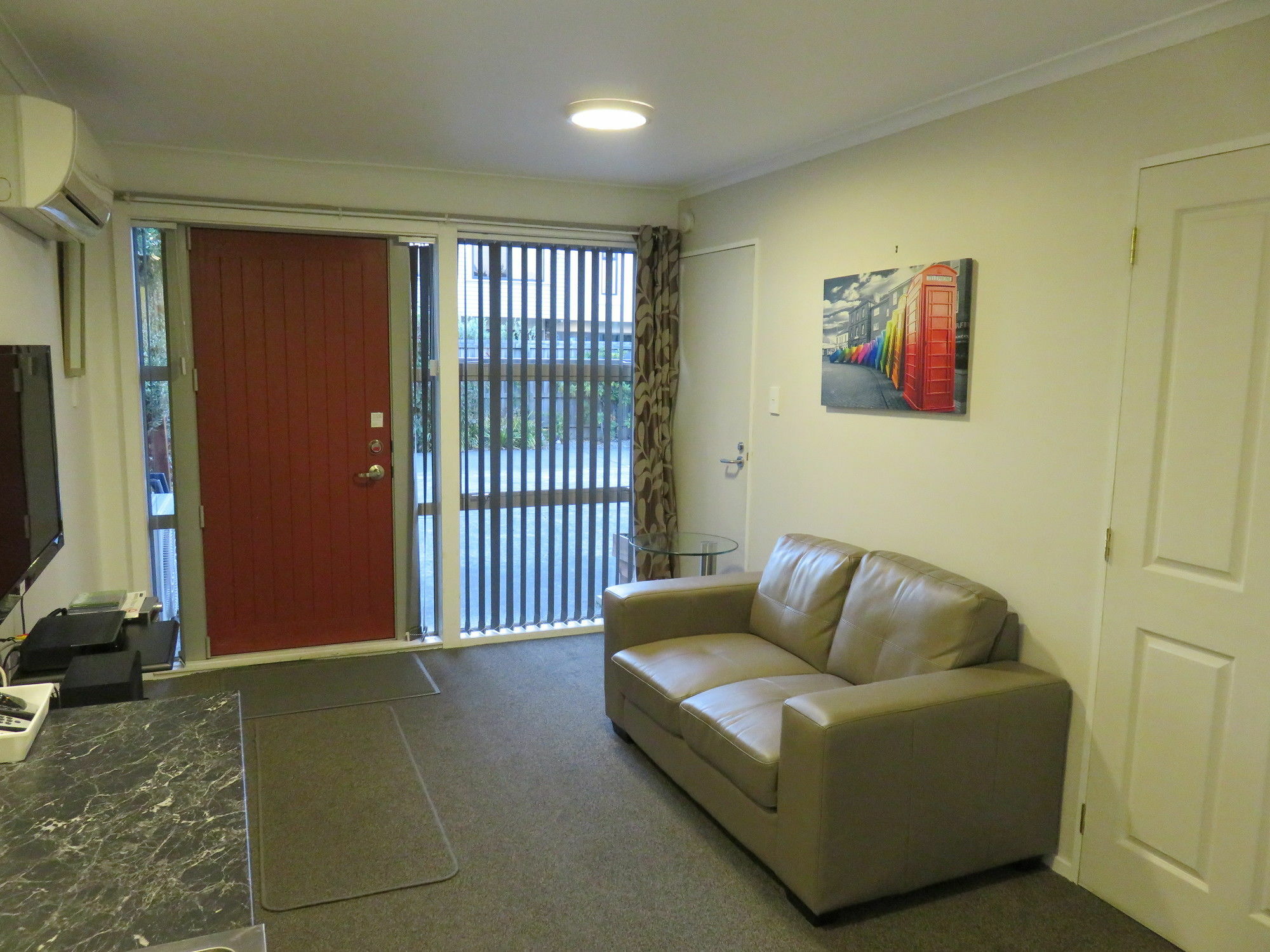 Mcwilliam Apartment *