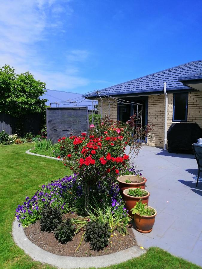 Perfect Home, Stunning Gardens - Aidanfield Gardens Bellissimo