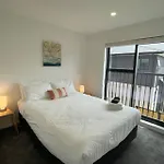 Cbd Apartment 4 - 2 Bed 2 Bath