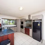 Spacious And Tranquil 4 Bed House Near Uc