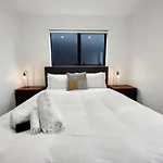 Stylish Christchurch Cbd 1Br