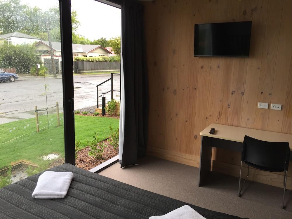 The Bealey Quarter 3*