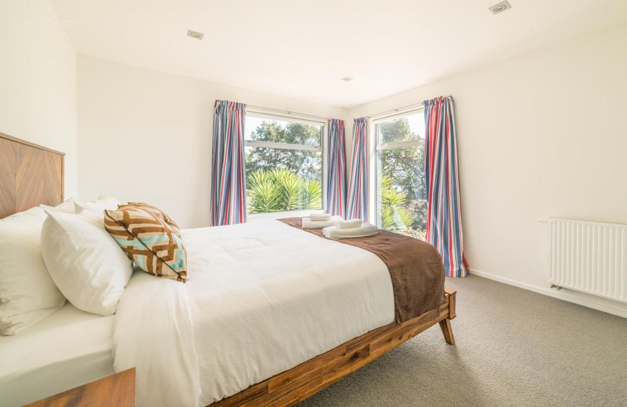 Diamond Harbour Hidden Gem Holiday home Christchurch