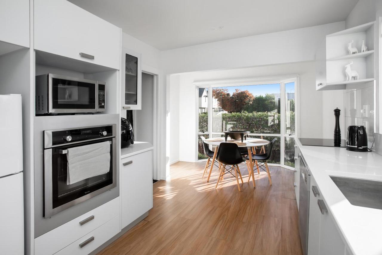 Apartment Spacious Quality Apartment, Convenient Location Christchurch