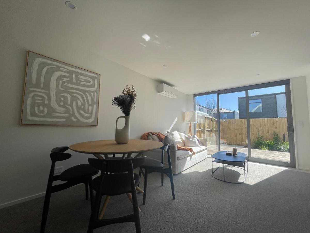 Holiday home Inner Luxury With Free Parking