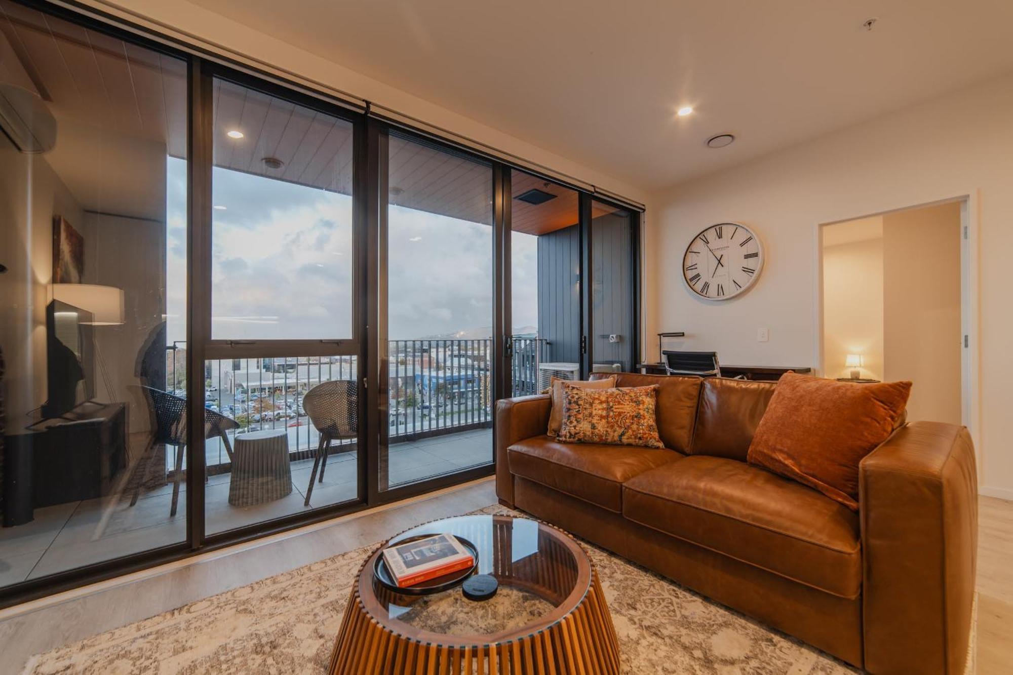 1br - Balcony Kitchen & Bath