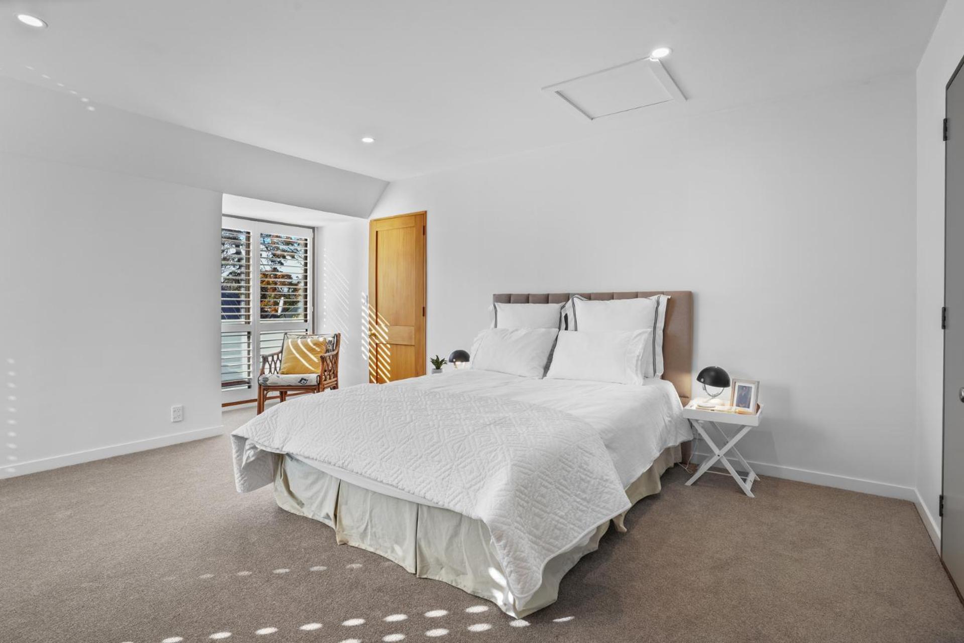 Stylish Fendalton Townhouse - Prime Location * Christchurch