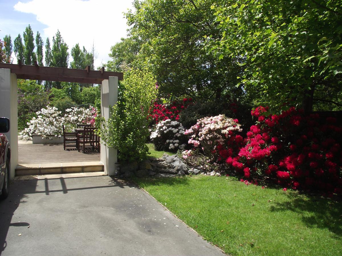 Shamrock Garden Airport Bed & Breakfast