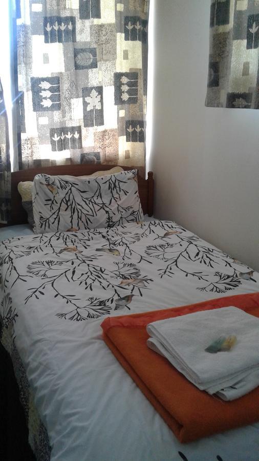 Airport Silver Fern Bed & Breakfast