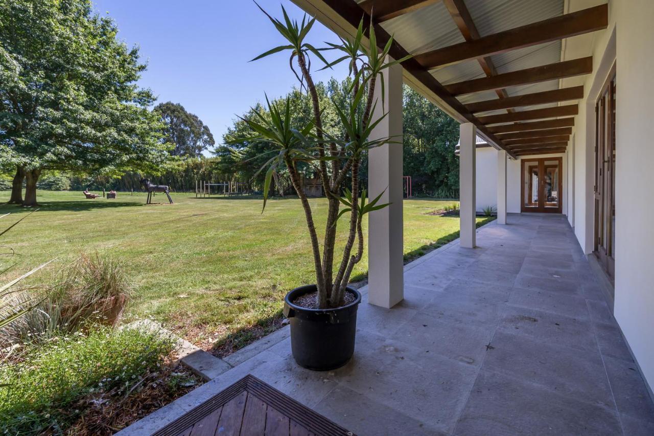 Holiday home Bond Estate Luxury