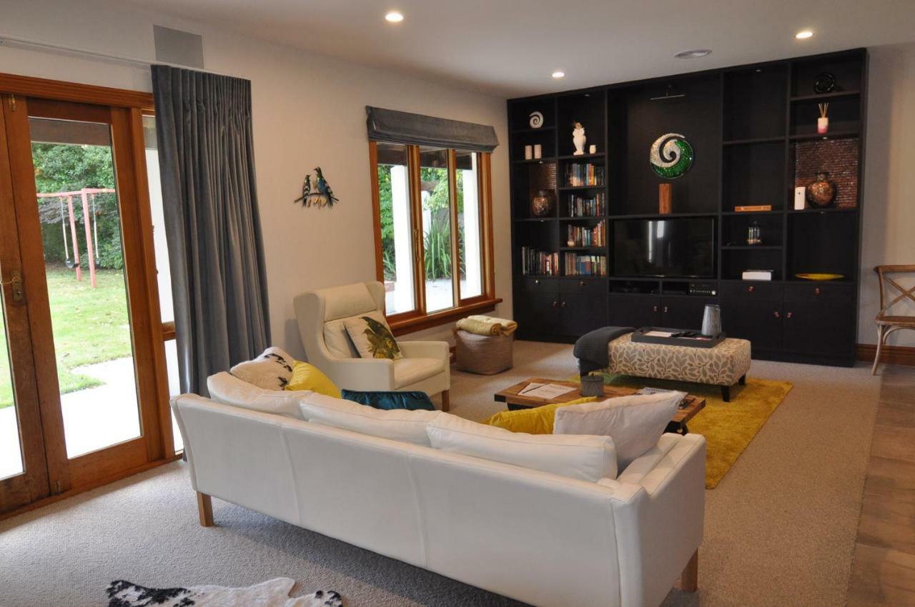 Holiday home Bond Estate Luxury